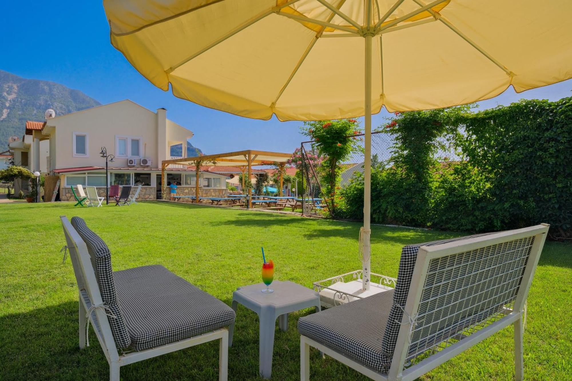 Larimar Suite Hotel Ölüdeniz Esterno foto