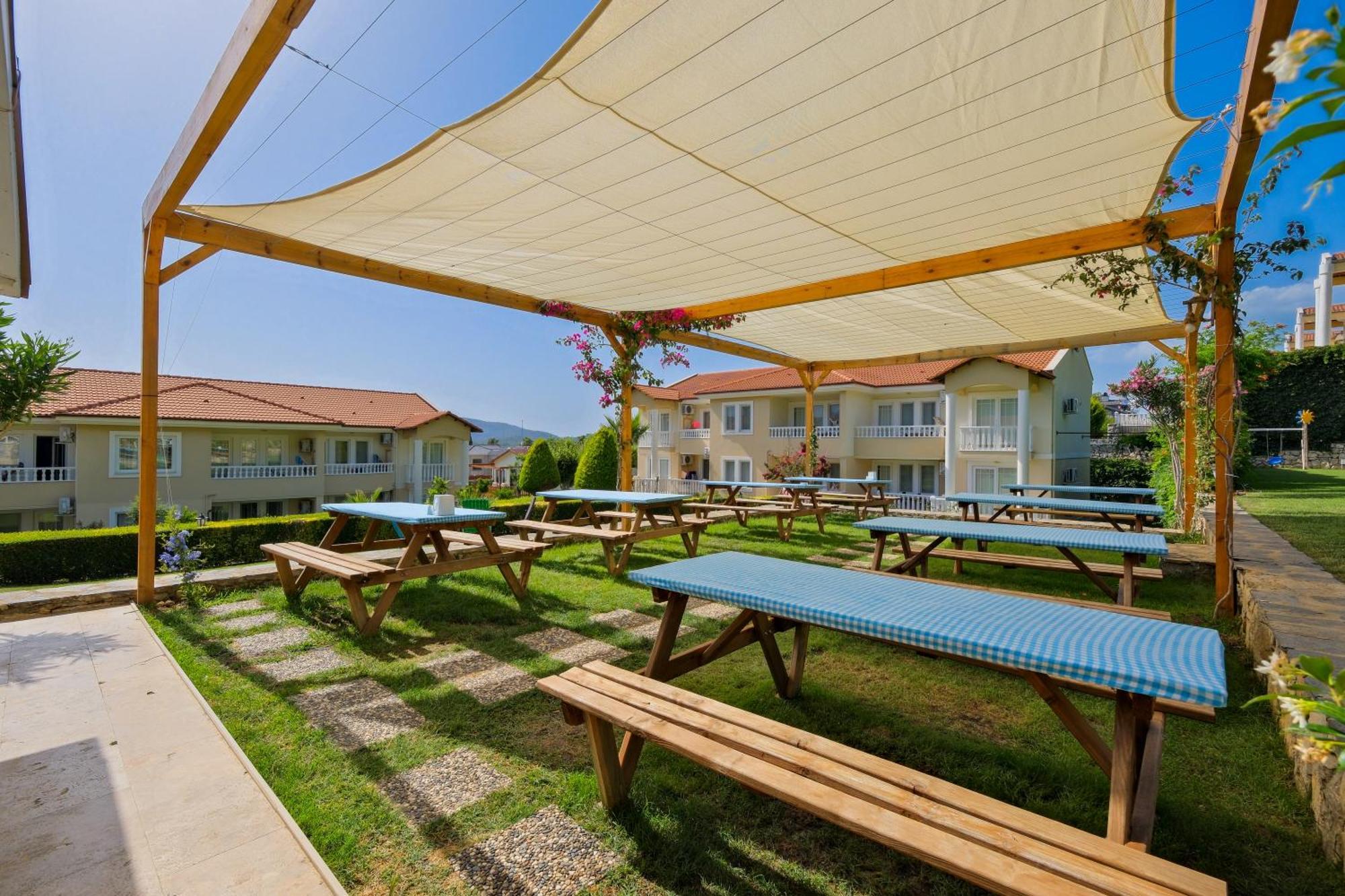 Larimar Suite Hotel Ölüdeniz Esterno foto