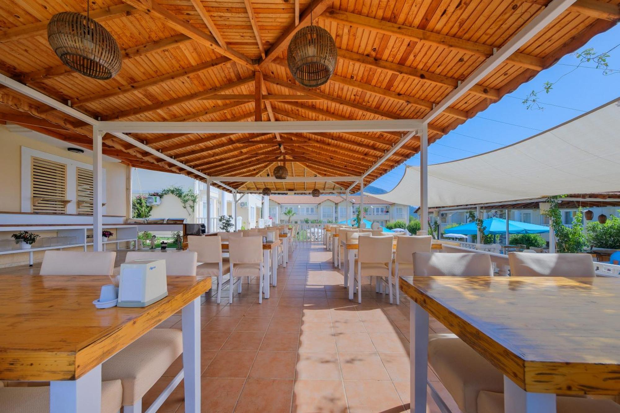Larimar Suite Hotel Ölüdeniz Esterno foto