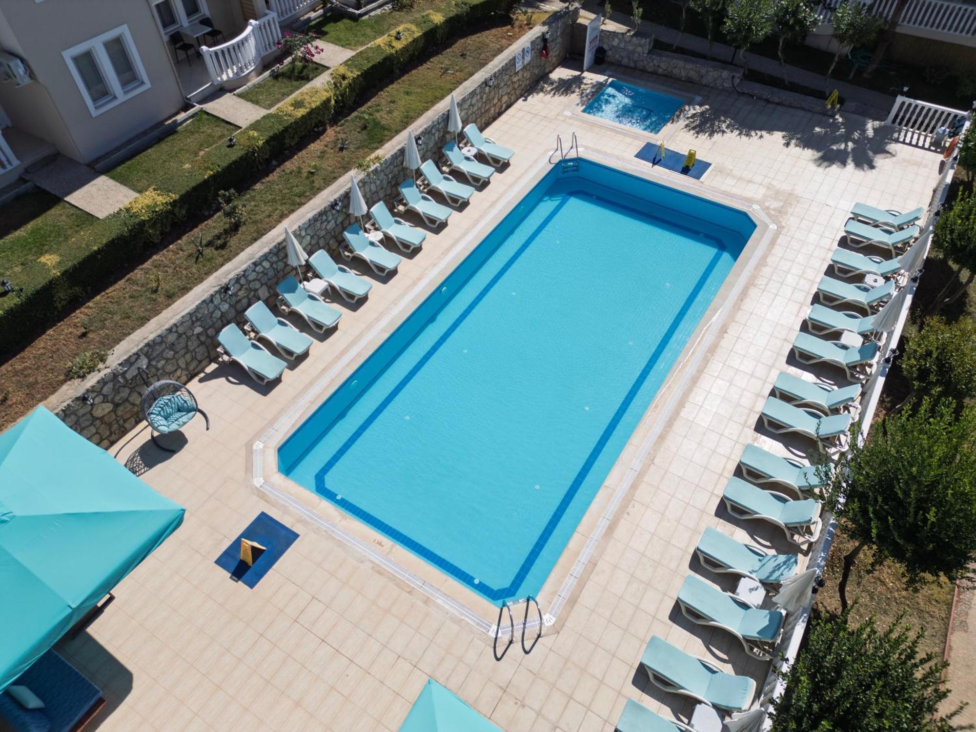 Larimar Suite Hotel Ölüdeniz Esterno foto