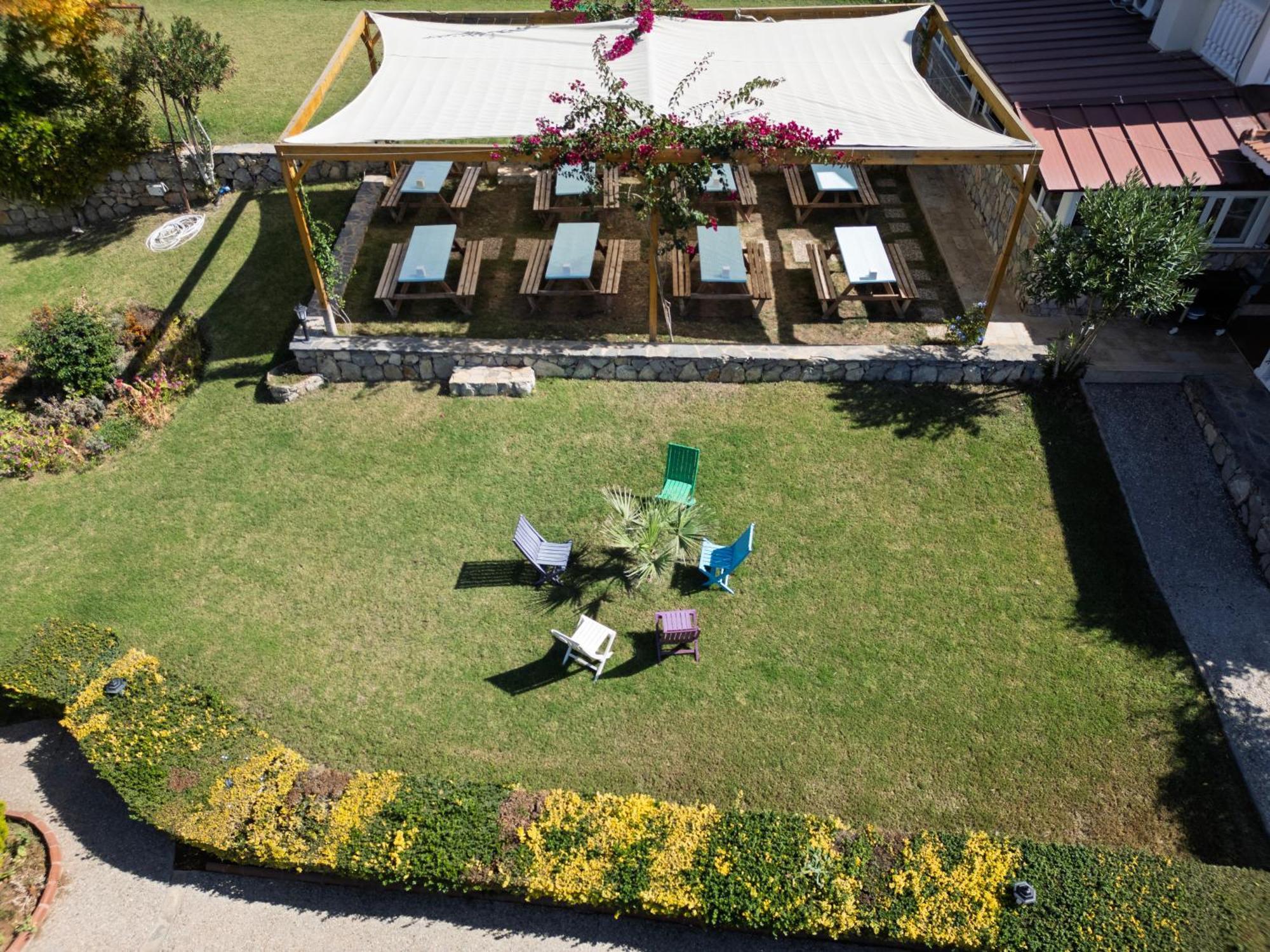 Larimar Suite Hotel Ölüdeniz Esterno foto