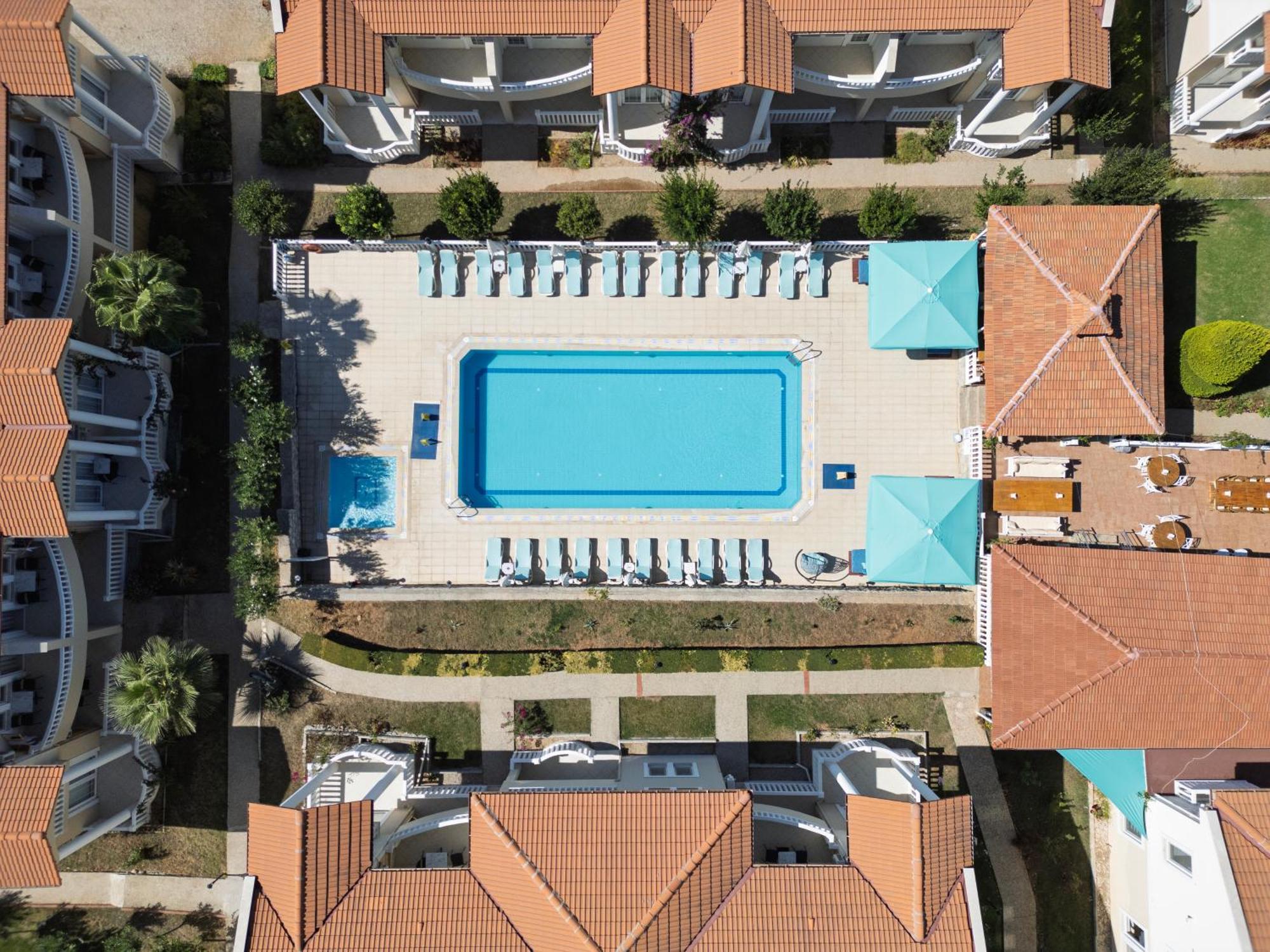 Larimar Suite Hotel Ölüdeniz Esterno foto