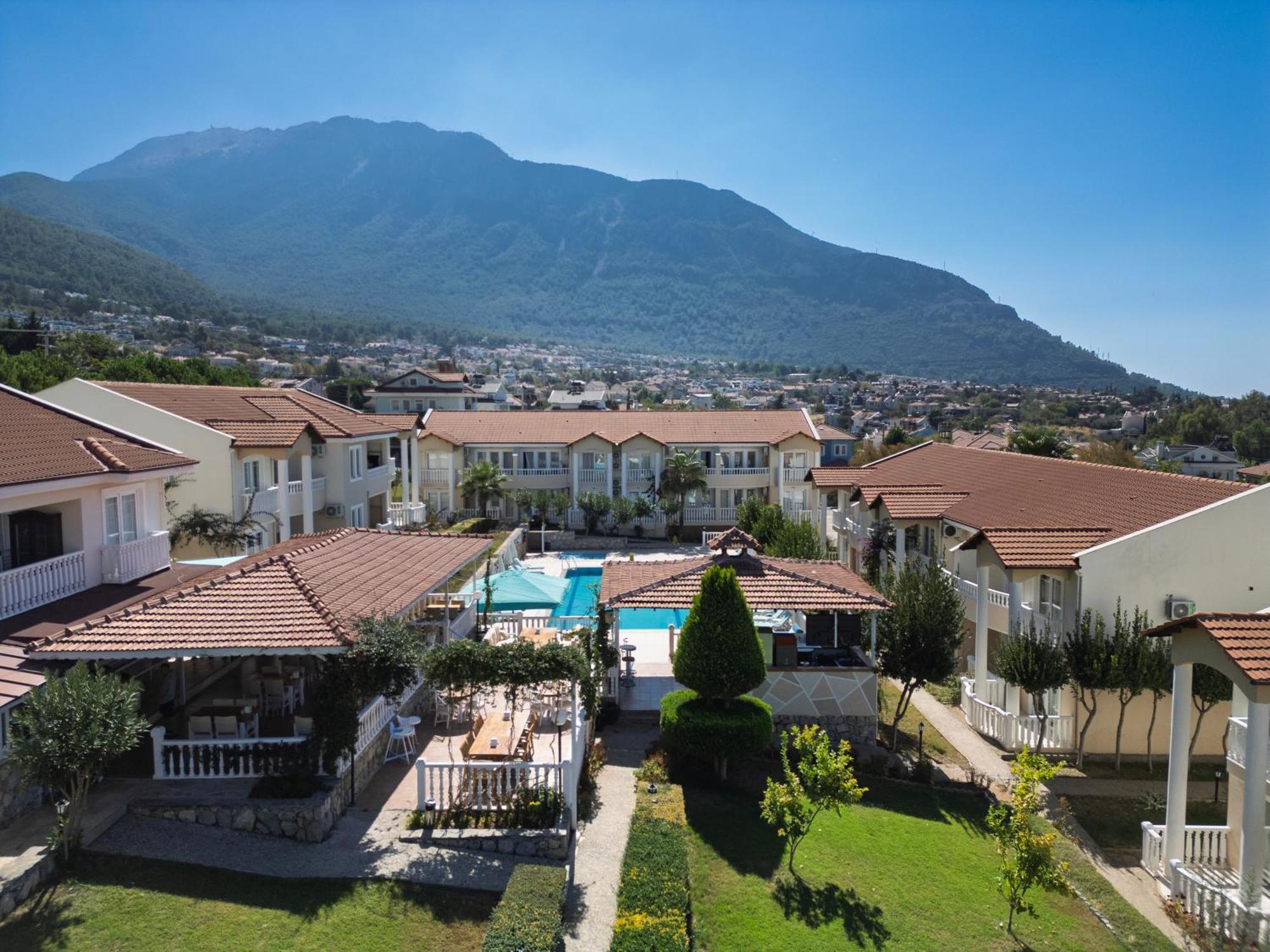 Larimar Suite Hotel Ölüdeniz Esterno foto