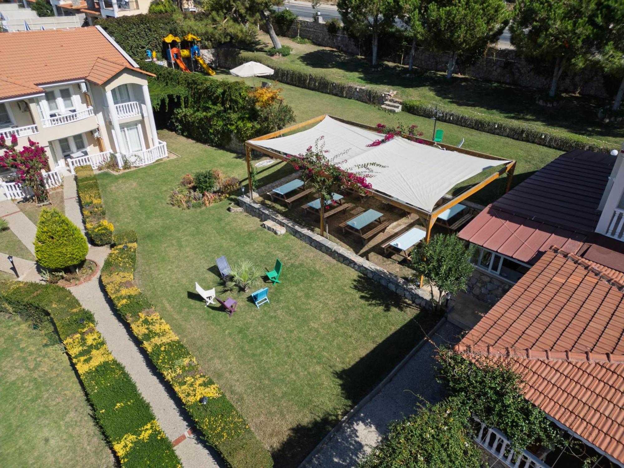 Larimar Suite Hotel Ölüdeniz Esterno foto
